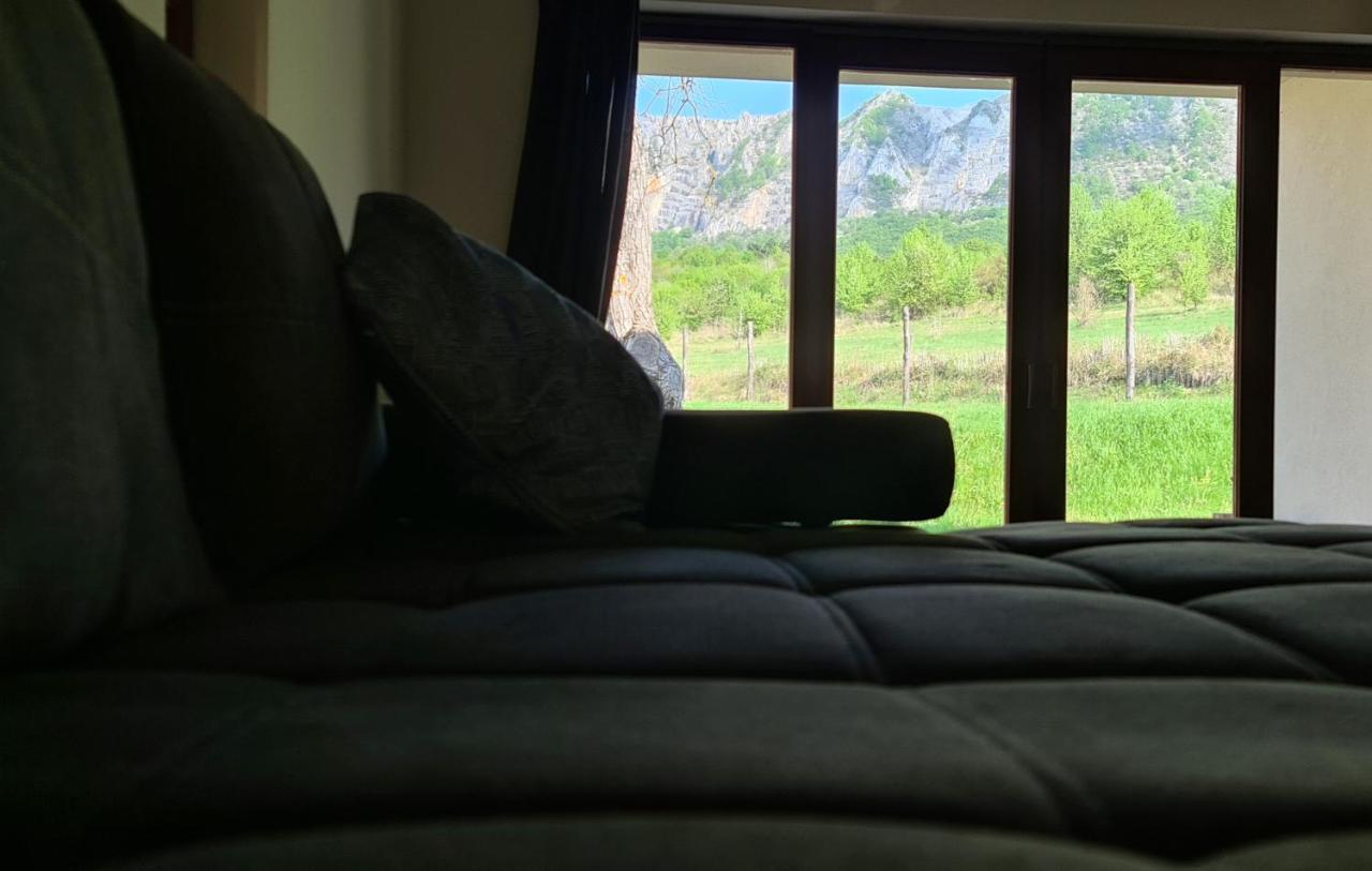 Reteskert Vendeghaz Es Apartman เบลาแพตฟอลวา ภายนอก รูปภาพ